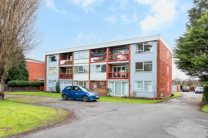 1 Bedroom Flat To Rent In Springfield Court, Springfield Road, Sutton Coldfield, B75