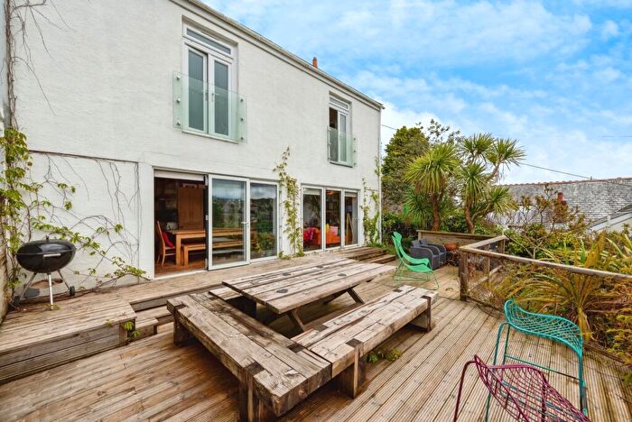 4 Bedroom Semi-Detached House For Sale In Egloshayle Road, Wadebridge, Cornwall, PL27