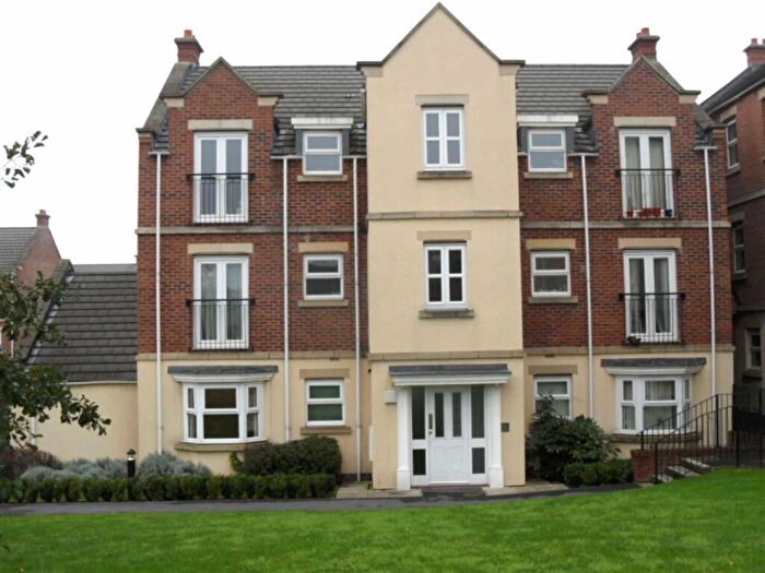 1 Bedroom Apartment For Sale In Whitehall Green, Wortley, Leeds, LS12