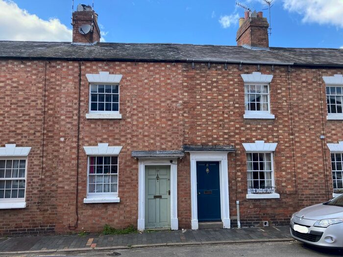 2 Bedroom Terraced House To Rent In Great William Street, Stratford-Upon-Avon, CV37