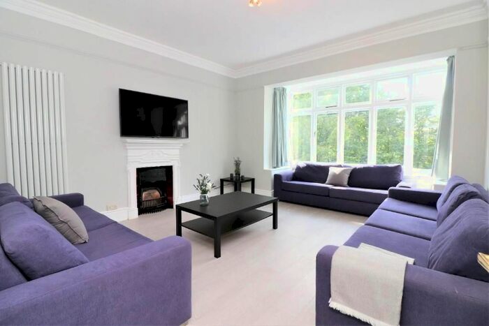 7 Bedroom Property To Rent In Portswood Park, Portswood Road, Southampton, SO17