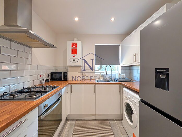 1 Bedroom Flat To Rent In Slough, SL1