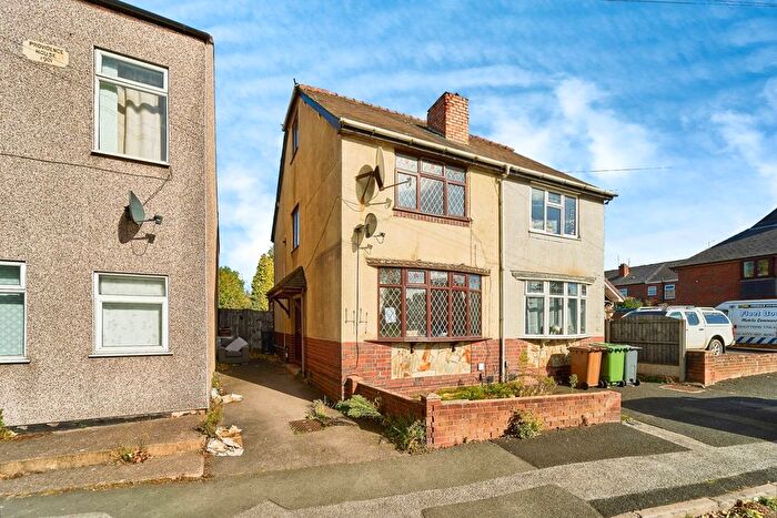 3 Bedroom Semi-Detached House For Sale In Wolverhampton Street, Wednesbury, West Midlands, WS10
