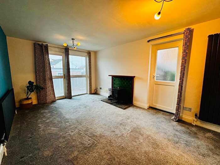 1 Bedroom Maisonette To Rent In Park Road, Rushden, NN10