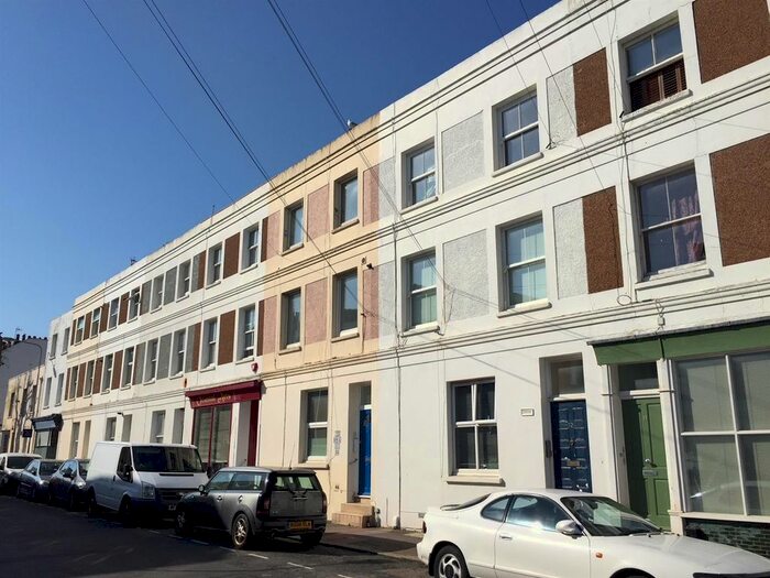 1 Bedroom Flat To Rent In Rock Street, Brighton, BN2