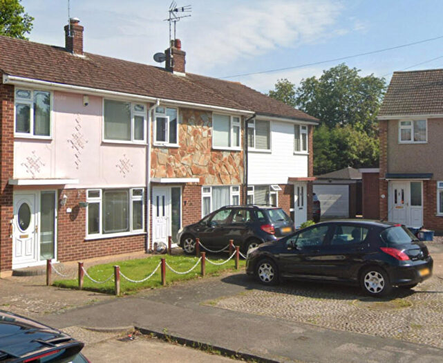 3 Bedroom Terraced House To Rent In Bolney Drive, Leigh-on-sea, SS9