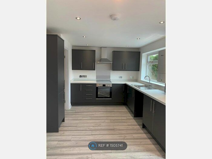 2 Bedroom Terraced House To Rent In Hawdraw Green, Stockport, SK2