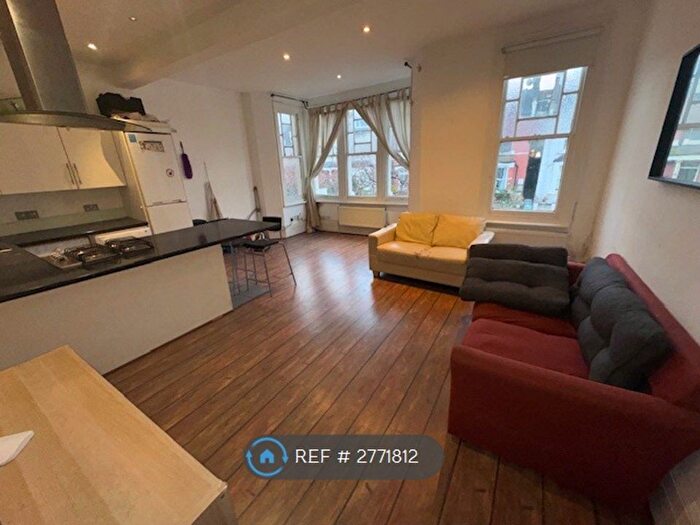 3 Bedroom Flat To Rent In Cecile Park, London, N8