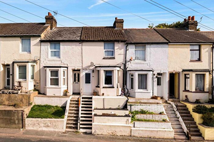 3 Bedroom Terraced House For Sale In Mayfield Avenue, Dover, CT16