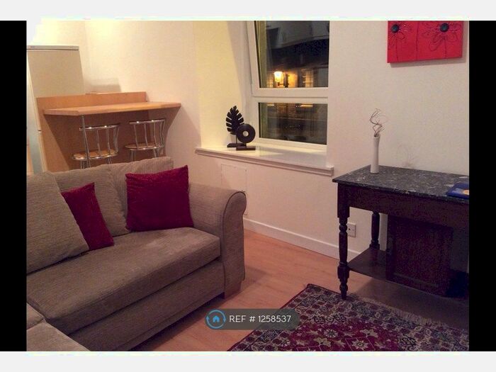 1 Bedroom Flat To Rent In Baltic Street, Montrose DD10