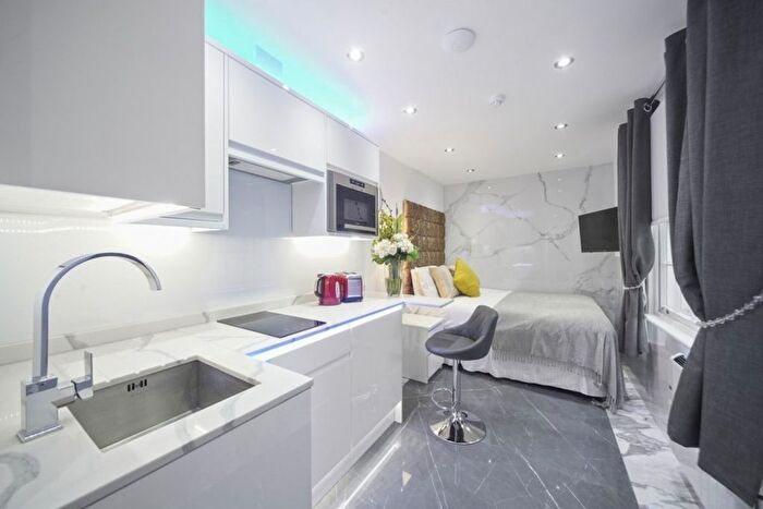 Studio To Rent In Gloucester Place, London, NW1