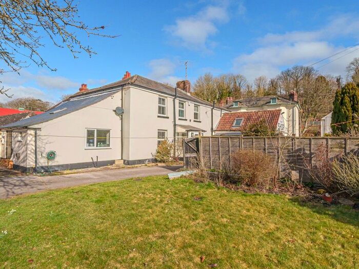 4 Bedroom Detached House For Sale In Piddletrenthide, Dorchester, Dorset, DT2