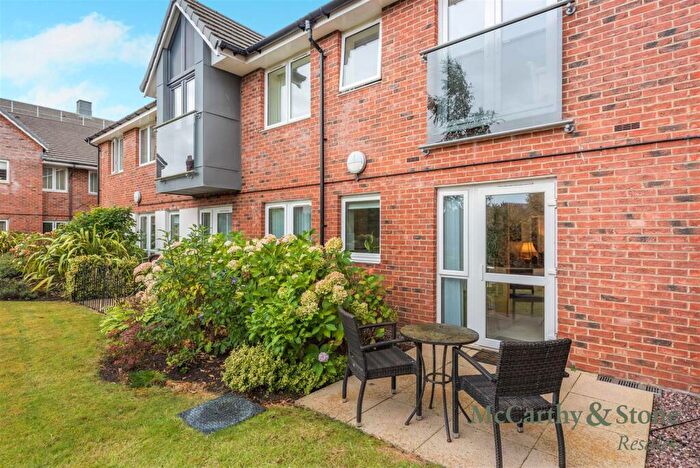 1 Bedroom Apartment For Sale In Coronation Court, County Road, Ormskirk, L39