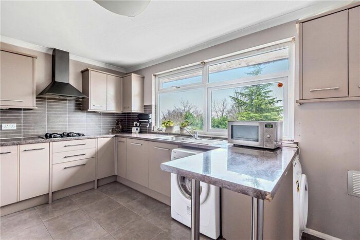 3 Bedroom Maisonette To Rent In Beech Avenue, Ruislip, Middlesex HA4