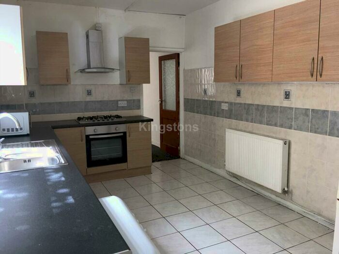 6 Bedroom Terraced House To Rent In Senghenydd Road, Cathays, Cardiff, CF24