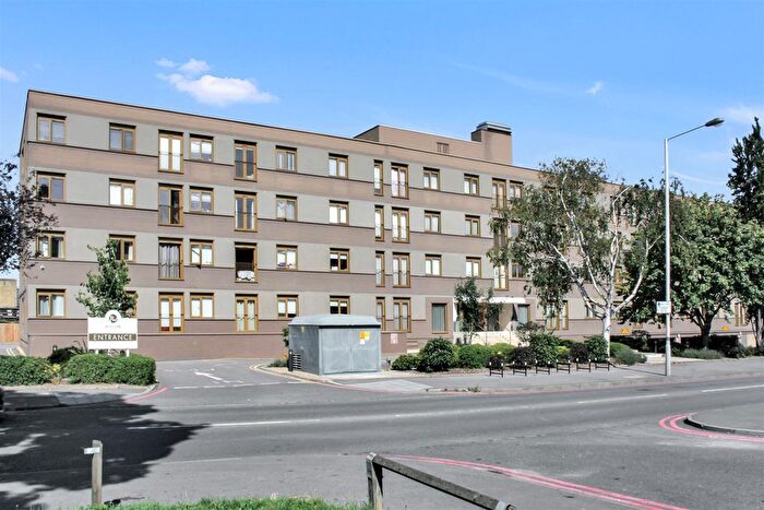 1 Bedroom Flat For Sale In The Printworks, London Road, Cheam, Sutton, SM3