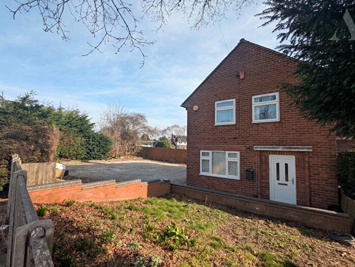 4 Bedroom Semi-Detached House To Rent In Timberley Lane, Birmingham, West Midlands, B34