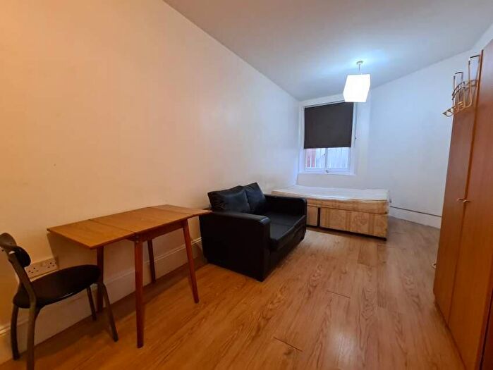 Flat To Rent In Hove, Hove, East Sussex, BN3