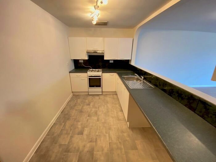 2 Bedroom Flat To Rent In Melton Road, Syston, Leics, LE7