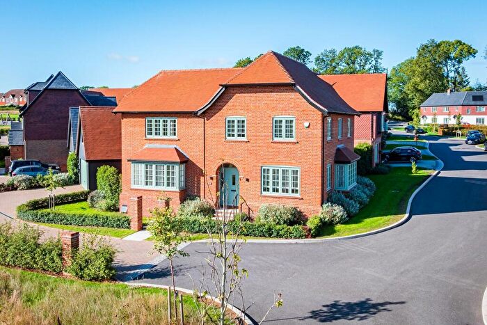 4 Bedroom Detached House For Sale In Oxmead Street, Ewhurst, GU6