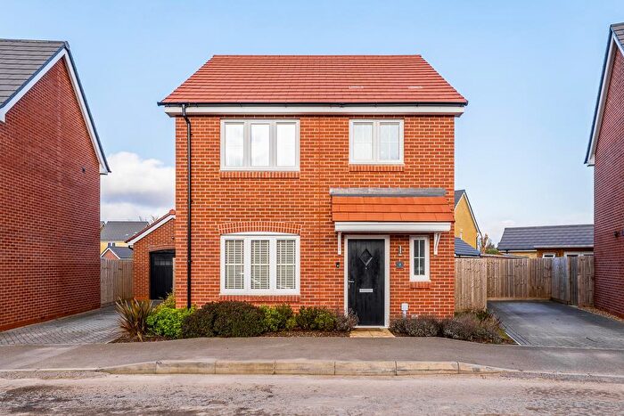 3 Bedroom Detached House For Sale In Sunflower Avenue, Pinchbeck, PE11