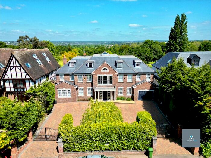 7 Bedroom Detached House To Rent In Manor Road, Chigwell, Essex, IG7