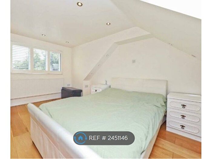 4 Bedroom Terraced House To Rent In Lawn Close, London, HA4