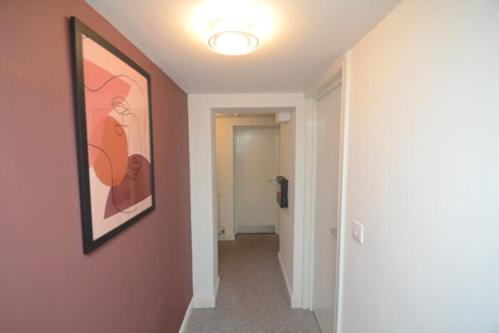 4 Bedroom Flat To Rent In Bed Clifton Avenue, Fallowfield, Manchester, M14
