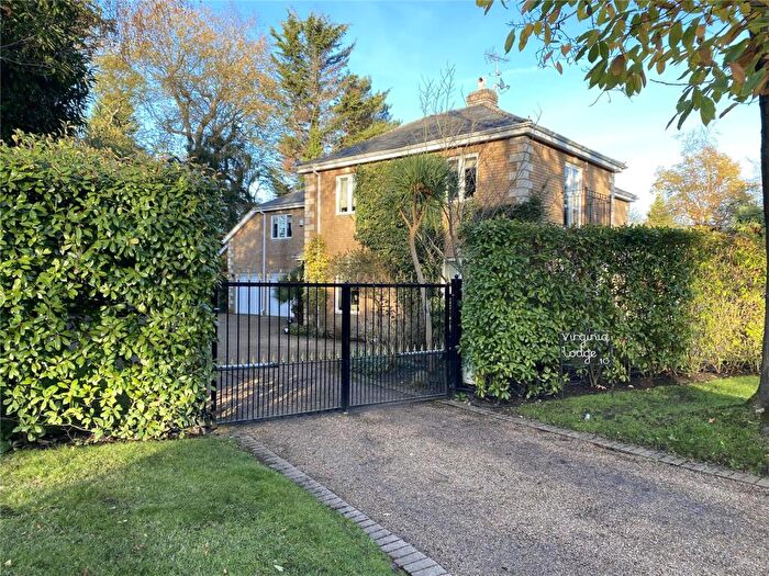 6 Bedroom Detached House For Sale In Albury Road, Burwood Park, KT12