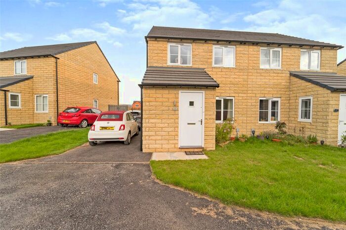 3 Bedroom Semi-Detached House For Sale In Navigation Drive, Hapton, Burnley, BB12
