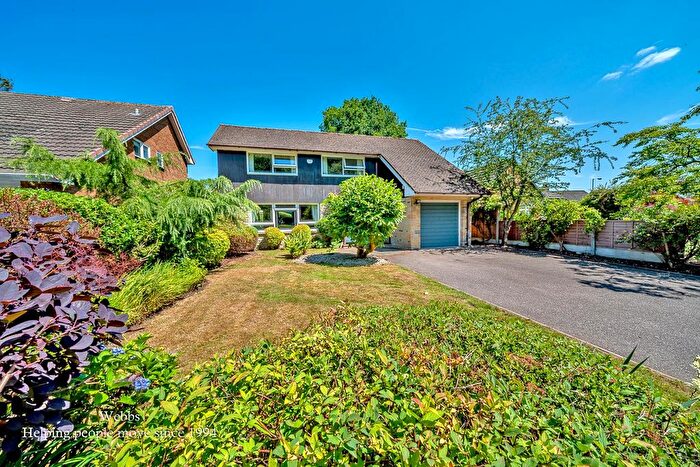 4 Bedroom Detached House For Sale In Wellington Drive, Cannock, WS11