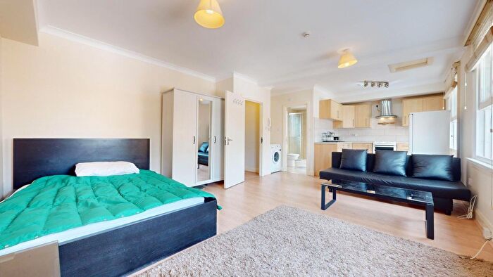 Studio To Rent In Napier Road, London, W14