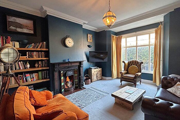 5 Bedroom Terraced House For Sale In Thorpe Road, Melton Mowbray, LE13