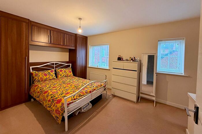 4 Bedroom Detached House For Sale In Moulton Road, Hamilton, LE5