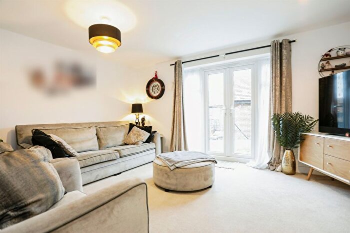 3 Bedroom End Of Terrace House For Sale In Baines Way, Framlingham, Woodbridge, IP13
