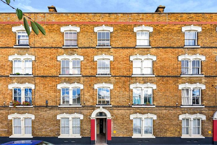 1 Bedroom Flat For Sale In Amelia Street, London, SE17