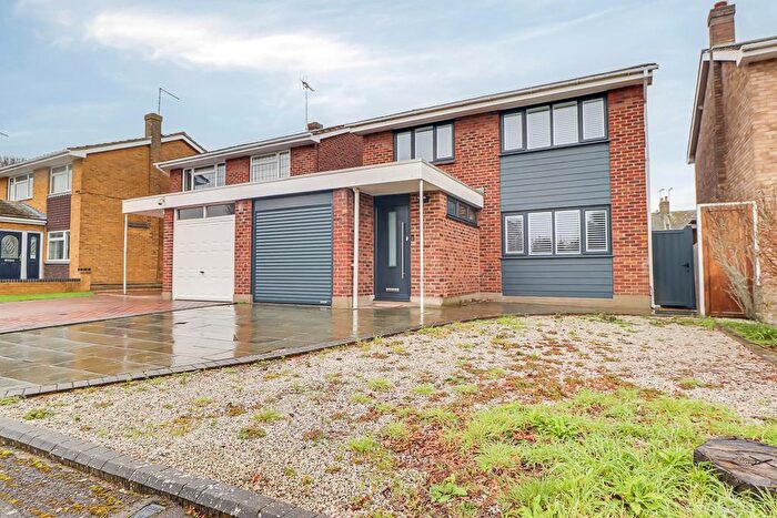 4 Bedroom Detached House For Sale In Little Thorpe, Thorpe Bay, SS1