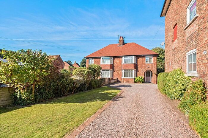 3 Bedroom Semi-Detached House For Sale In Main Street, Riccall, YO19