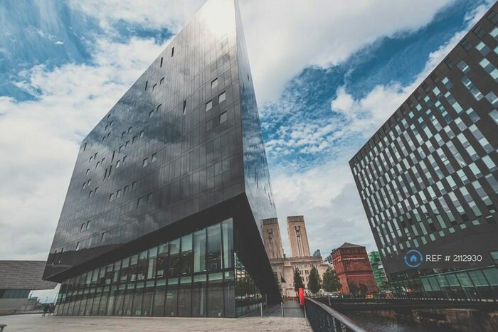 2 Bedroom Flat To Rent In Mann Island, Liverpool, L3