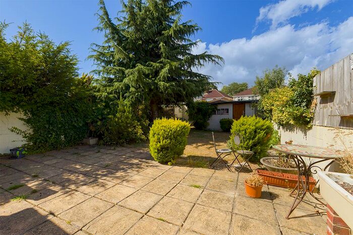 3 Bedroom House To Rent In Holland Place, Southampton, SO16