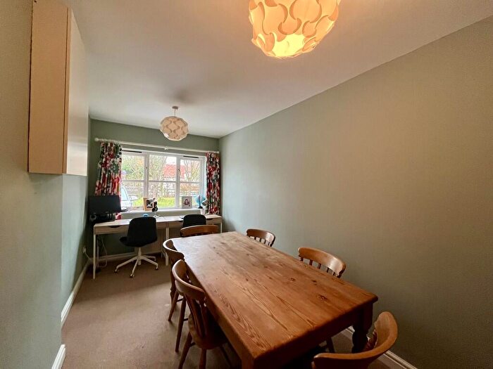 3 Bedroom Terraced House For Sale In Barn Close, Kintbury, RG17