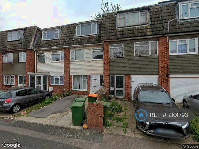 1 Bedroom Flat To Rent In Young Road, London, E16