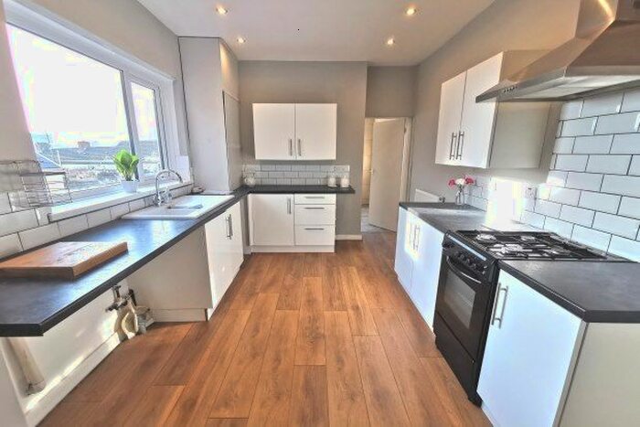 3 Bedroom Terraced House To Rent In Balaclava Street, Swansea, SA1