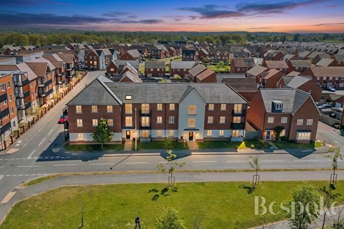 2 Bedroom Flat For Sale In Beke Avenue, Shinfield, RG2