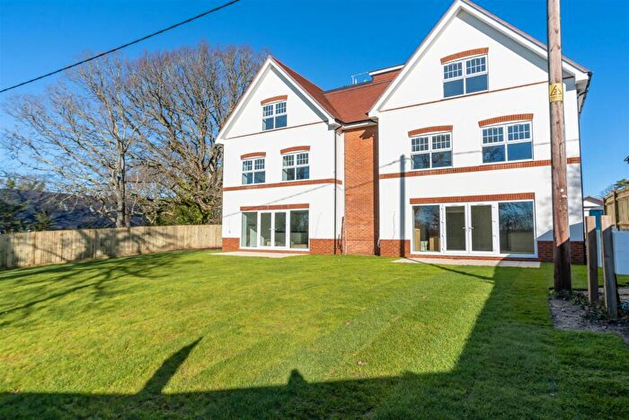 2 Bedroom Apartment For Sale In Fairway View Close, West Parley, BH22