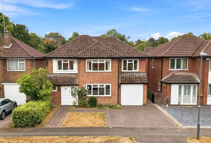 5 Bedroom Detached House For Sale In Pears Close, Kenilworth, CV8