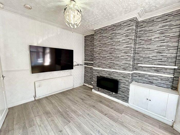 2 Bedroom Terraced House To Rent In Grange Street, Salford, M6