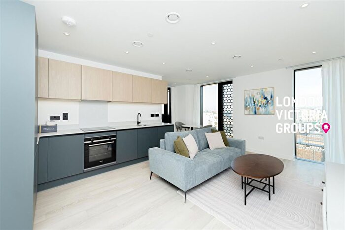 1 Bedroom Flat To Rent In Peakes Heights, West Parkside, London, SE10