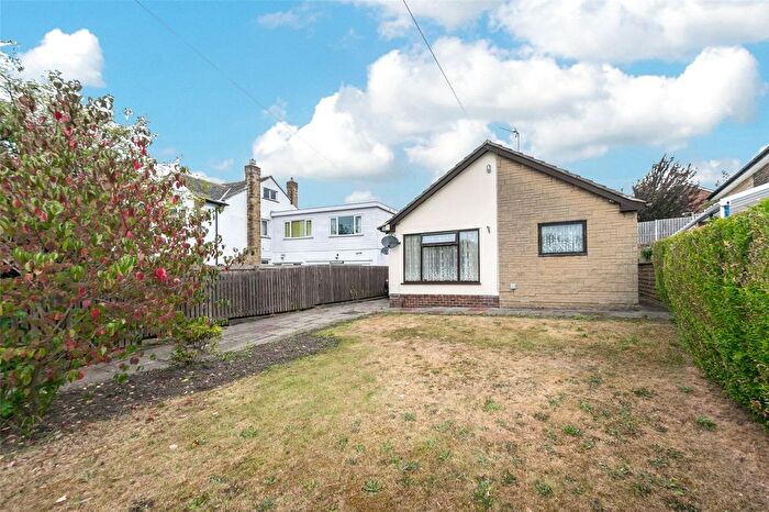 2 Bedroom Bungalow For Sale In Billingbauk Drive, Leeds, West Yorkshire, LS13