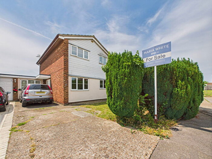 5 Bedroom Link Detached House For Sale In Romilly Gardens, Ramsgate, CT12